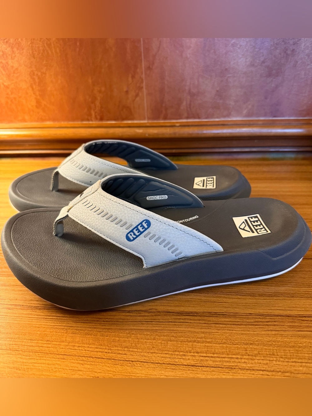 Reef Swellsole Cruiser Men's Sandals Size 10 Gray Recovery Cushion Flip Flops